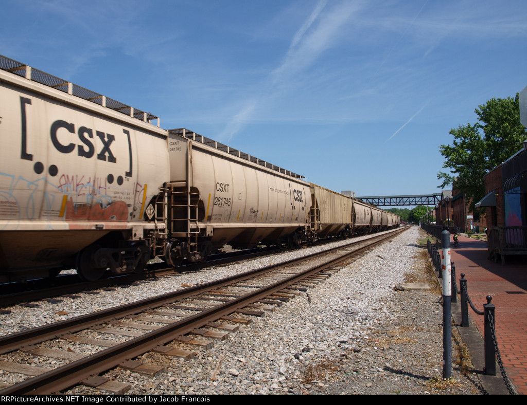 CSXT 261745